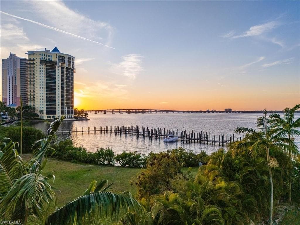 2885 Palm Beach BLVD # 308, FORT MYERS FL 33916-30