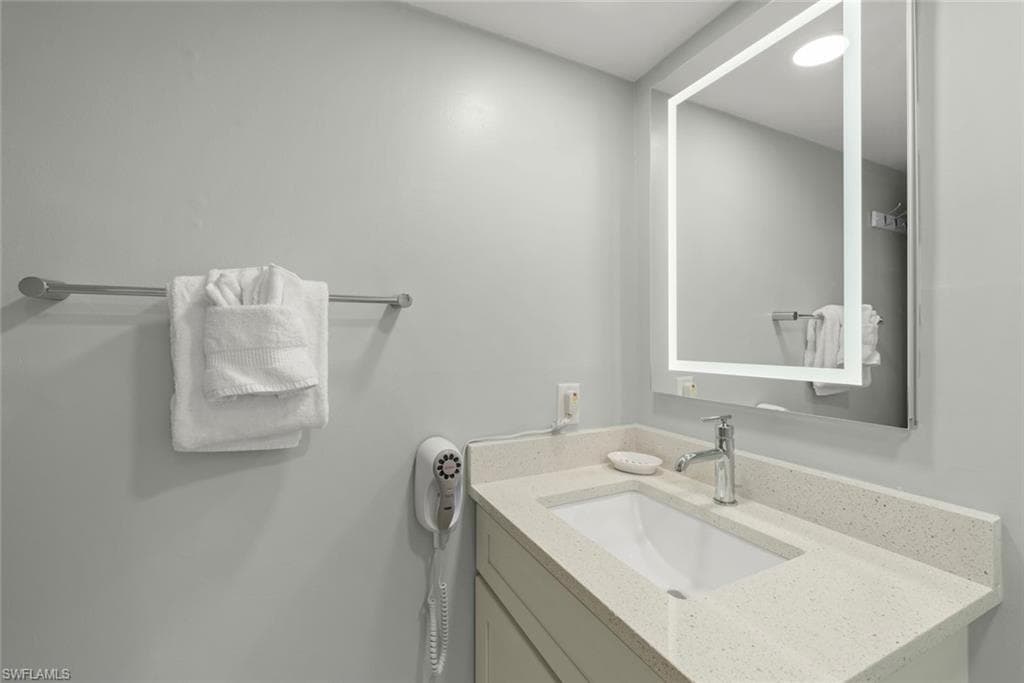 845 E Gulf DR # 1422, SANIBEL FL 33957-39