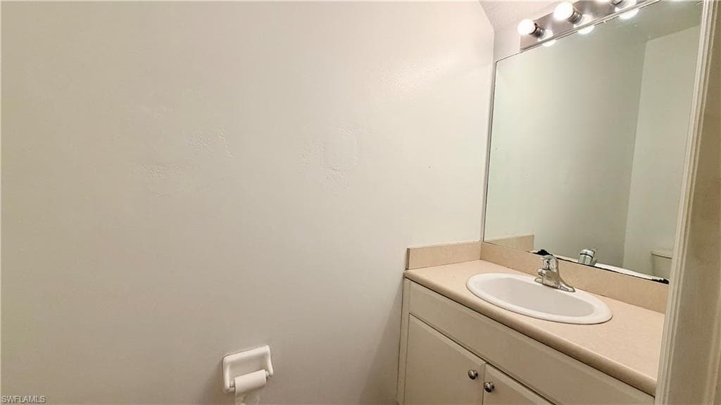 8527 Athena CT, LEHIGH ACRES FL 33971-11