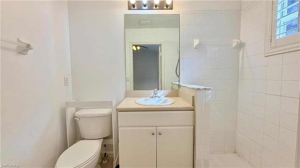 8527 Athena CT, LEHIGH ACRES FL 33971-18