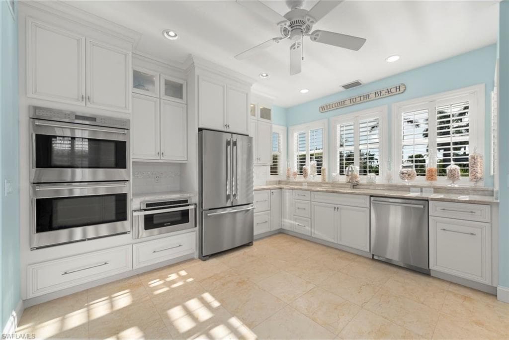 4452 Waters Edge LN, SANIBEL FL 33957-11