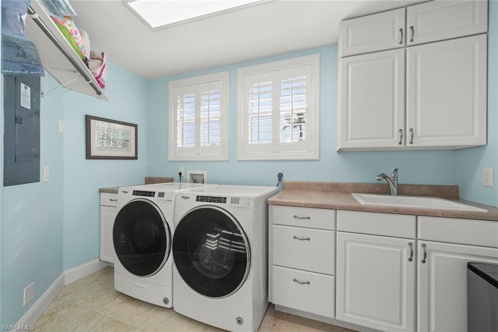 4452 Waters Edge LN, SANIBEL FL 33957-33
