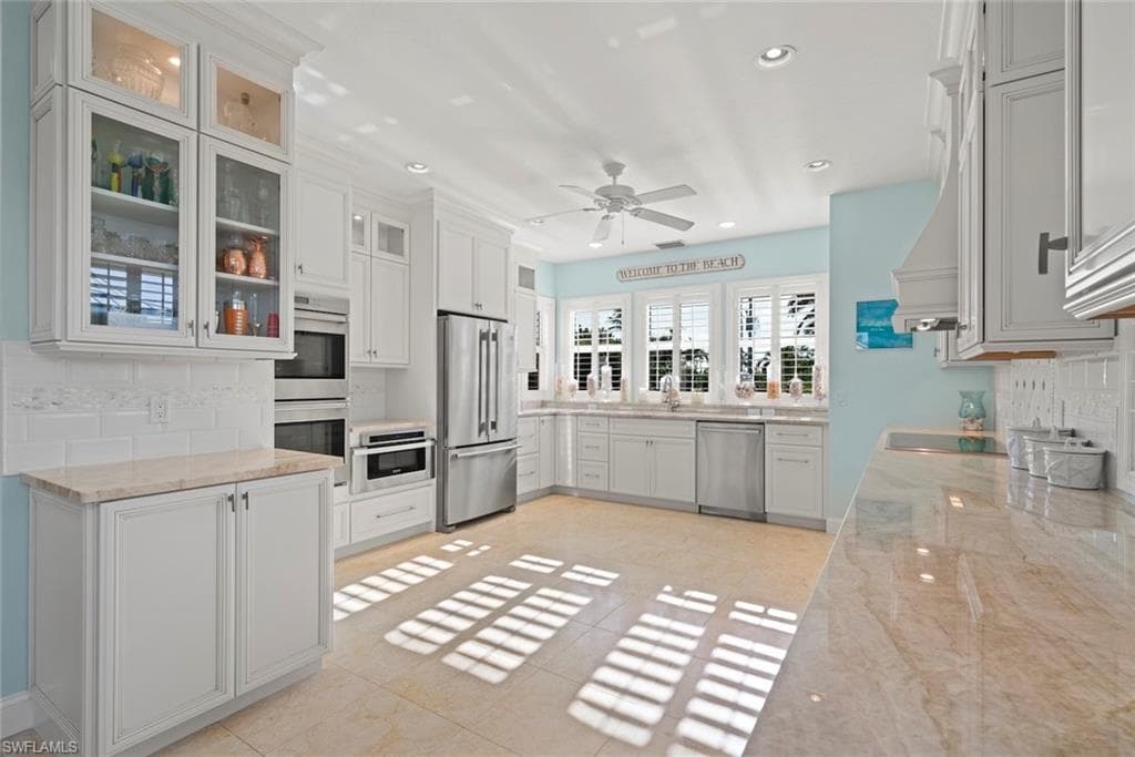 4452 Waters Edge LN, SANIBEL FL 33957-10