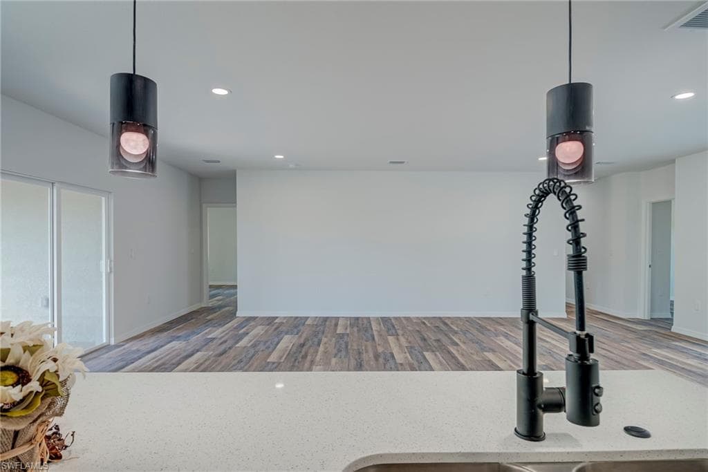 164 Thornton AVE S, LEHIGH ACRES FL 33974-14