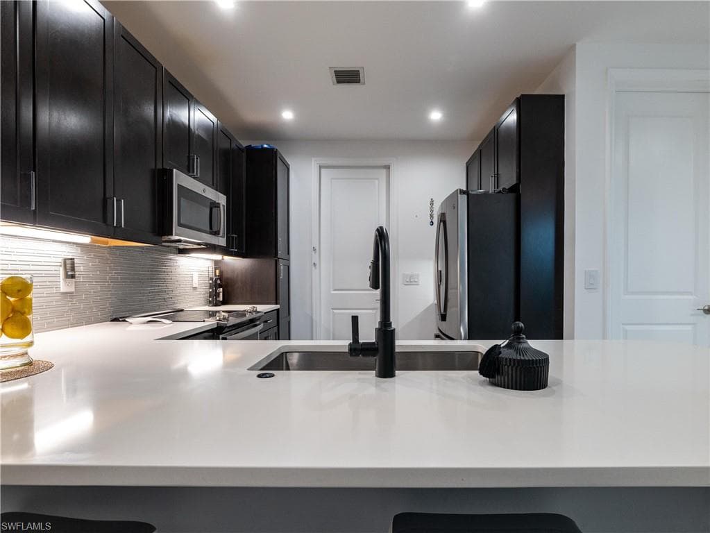 7592 Morgan WAY, NAPLES FL 34119-12