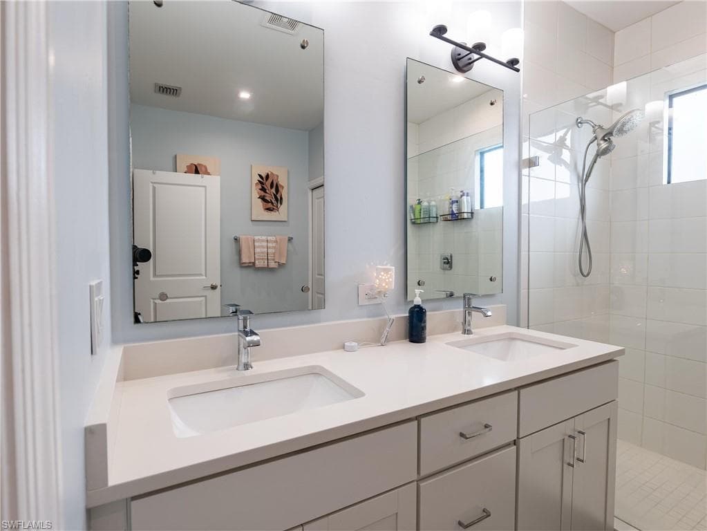 7592 Morgan WAY, NAPLES FL 34119-15