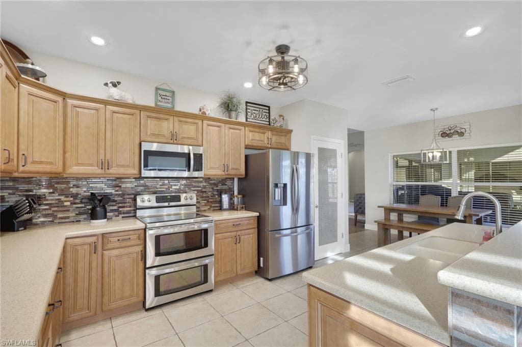 11982 Royal Tee CIR, CAPE CORAL FL 33991-12