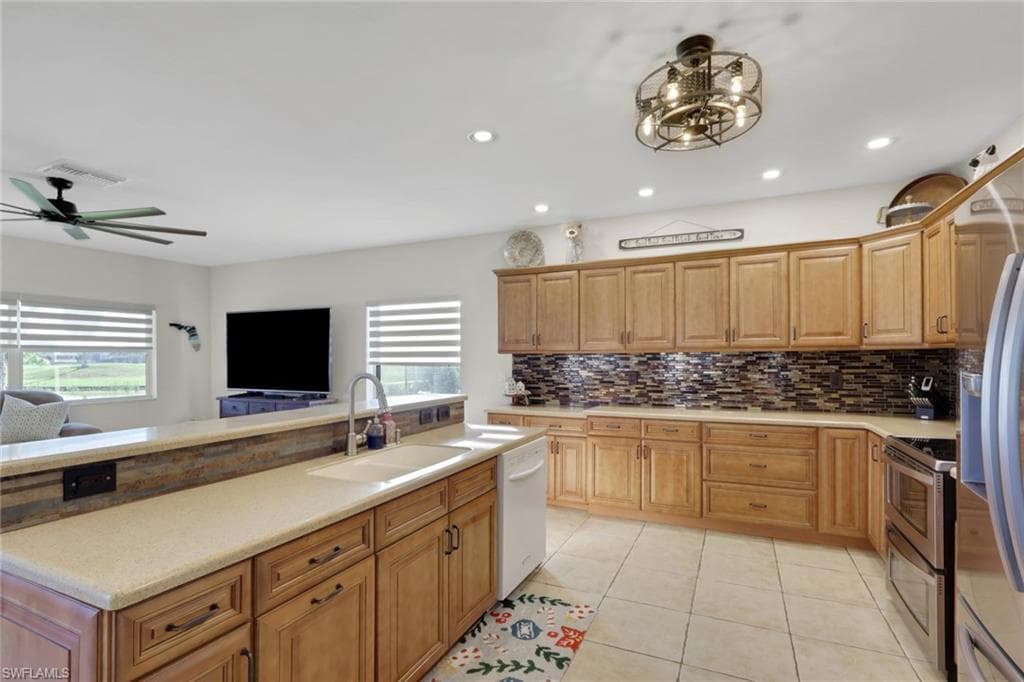 11982 Royal Tee CIR, CAPE CORAL FL 33991-13