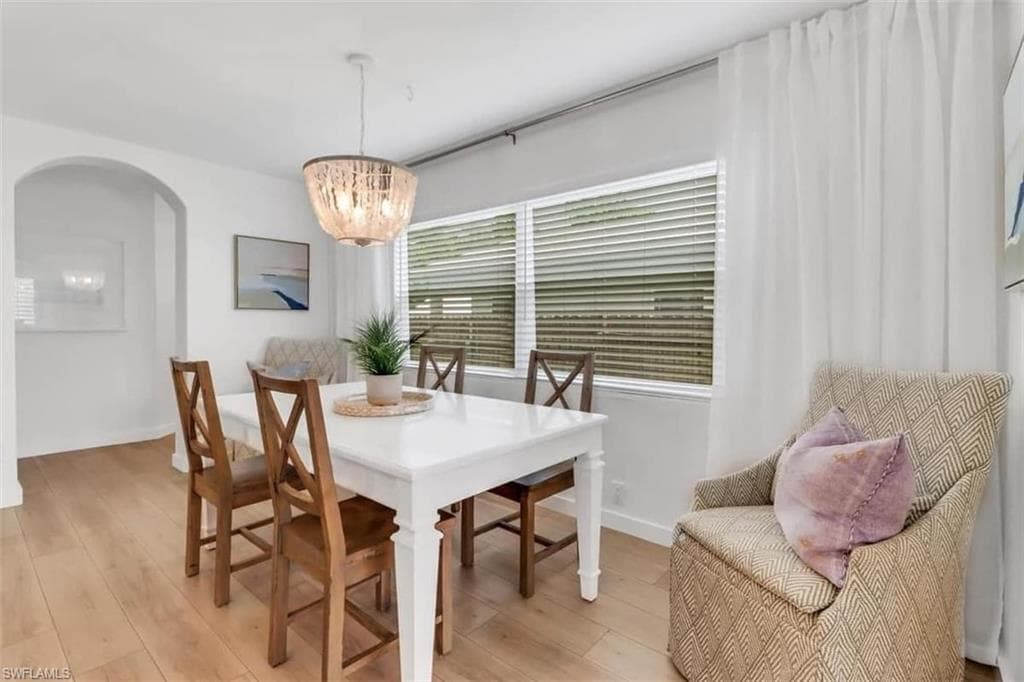 1097 Frank Whiteman BLVD, NAPLES FL 34103-9