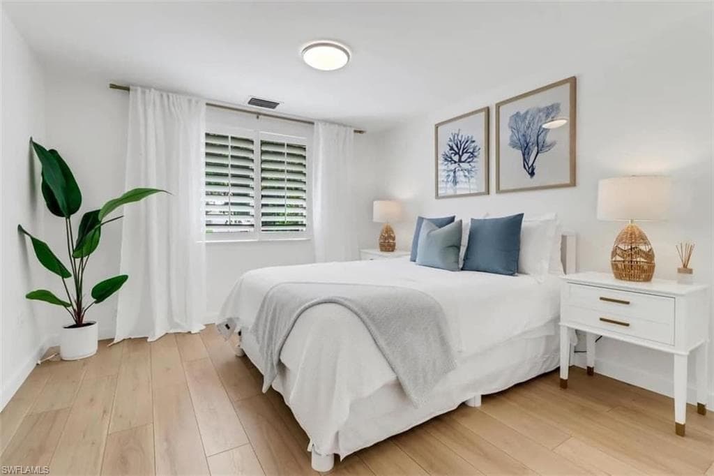 1097 Frank Whiteman BLVD, NAPLES FL 34103-13