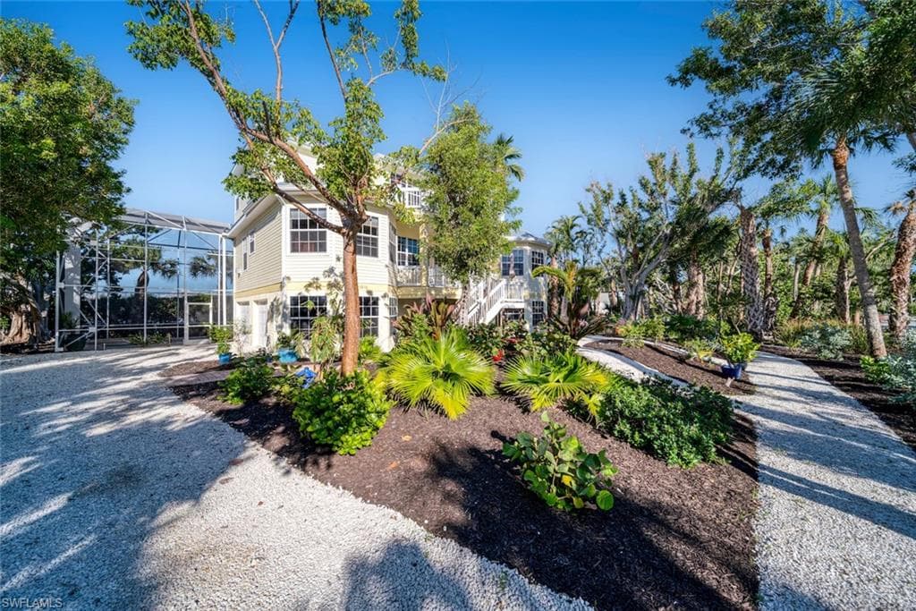 5810 Pine Tree DR, SANIBEL FL 33957-43