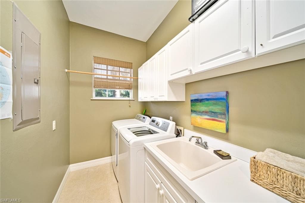 5810 Pine Tree DR, SANIBEL FL 33957-38