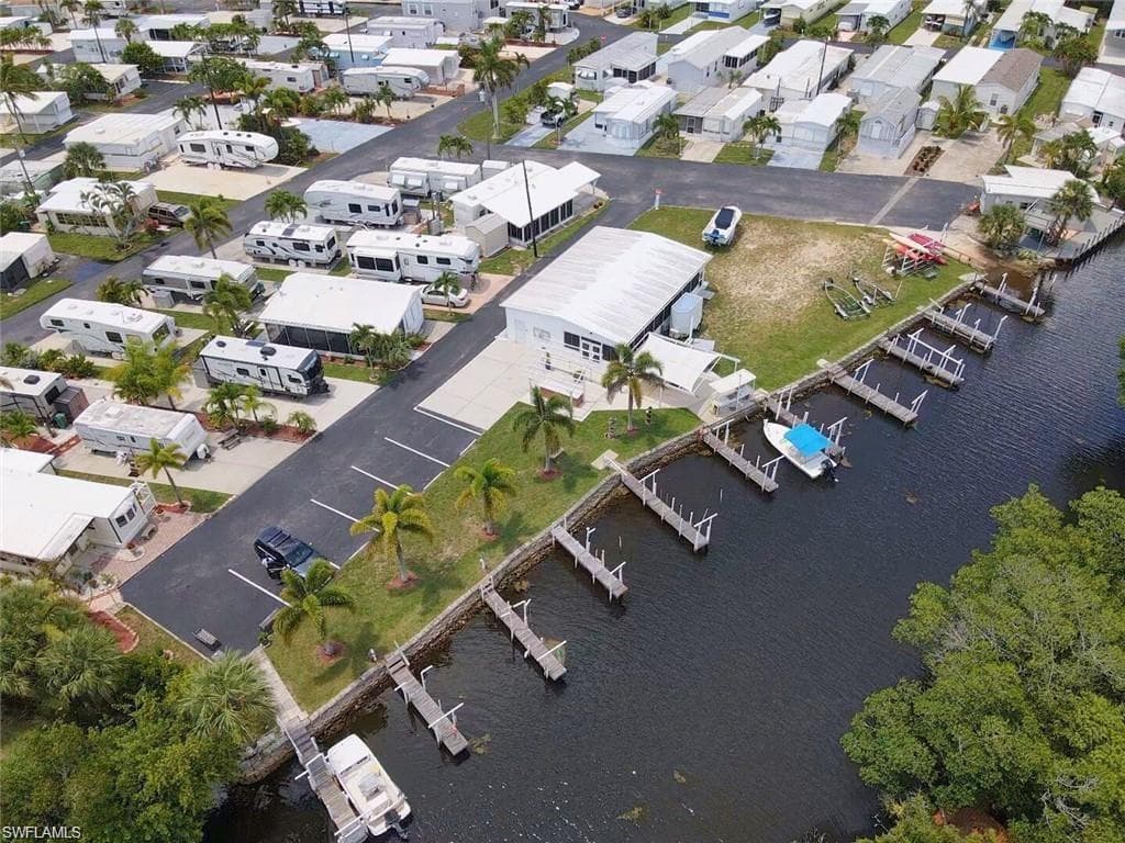 193 Carissa LN # 89, NAPLES FL 34114-26