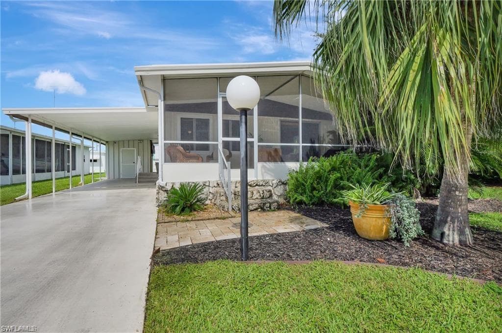 193 Carissa LN # 89, NAPLES FL 34114-21