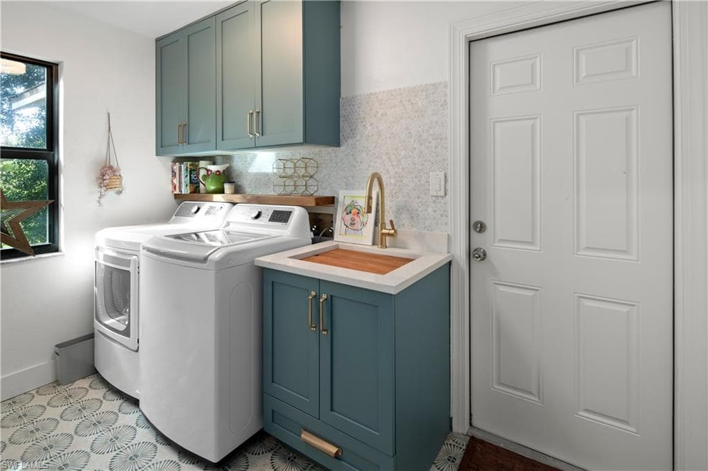 5900 Cypress Hollow WAY, NAPLES FL 34109-8