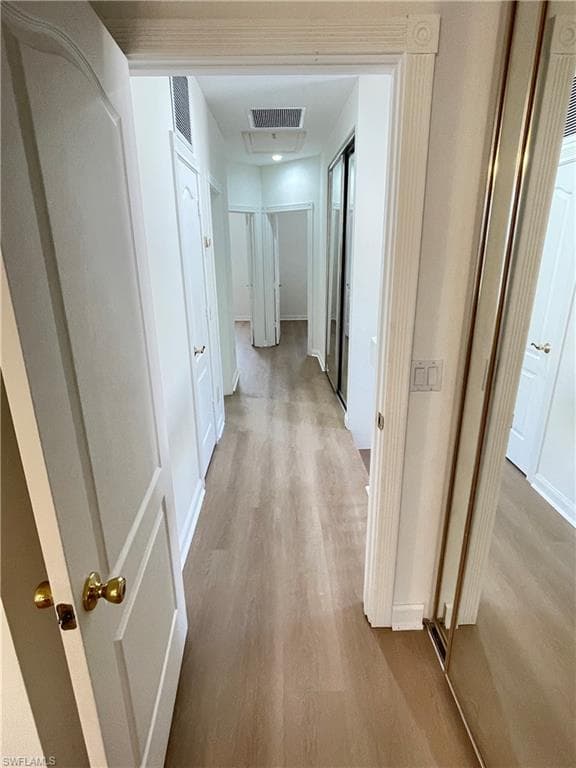 5549 Cove CIR, NAPLES FL 34119-18