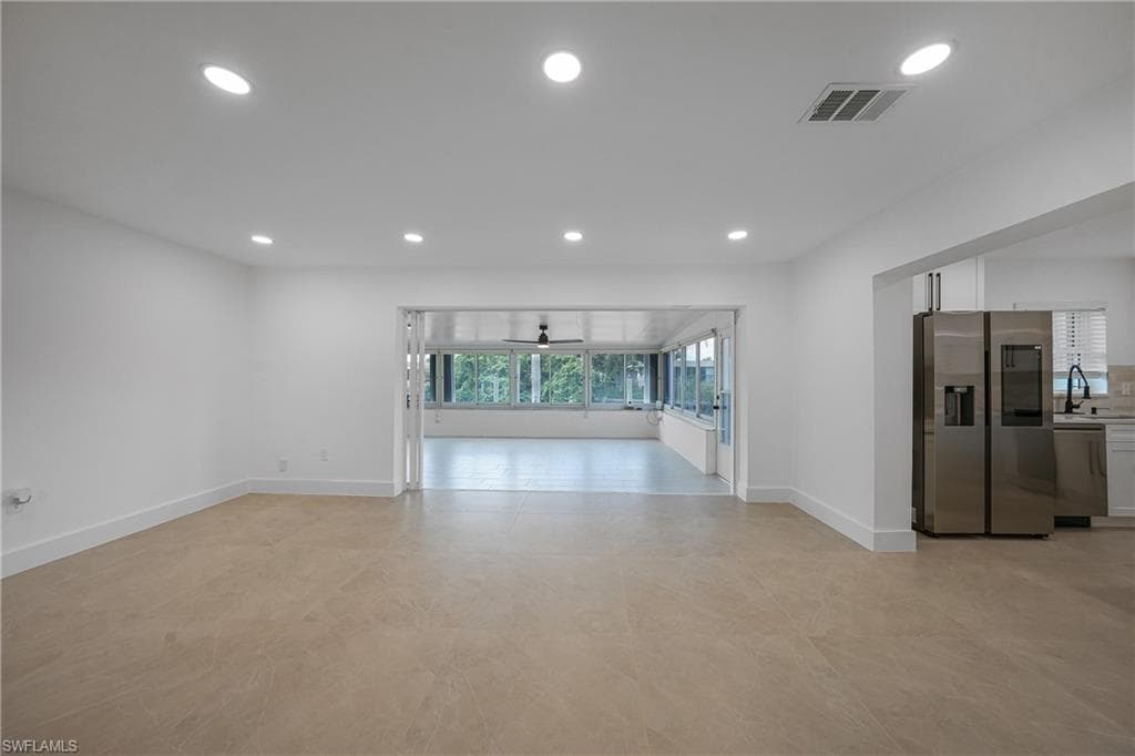 27385 Voyageur DR, PUNTA GORDA FL 33983-11