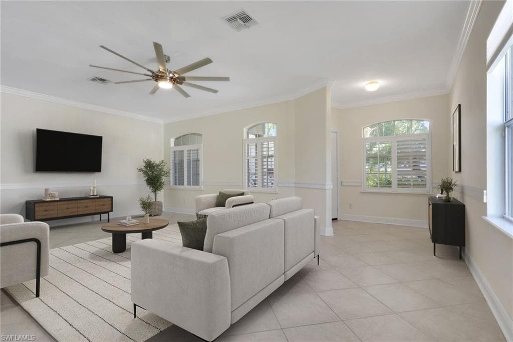 2082 E Tobago CIR, FORT MYERS FL 33905-5