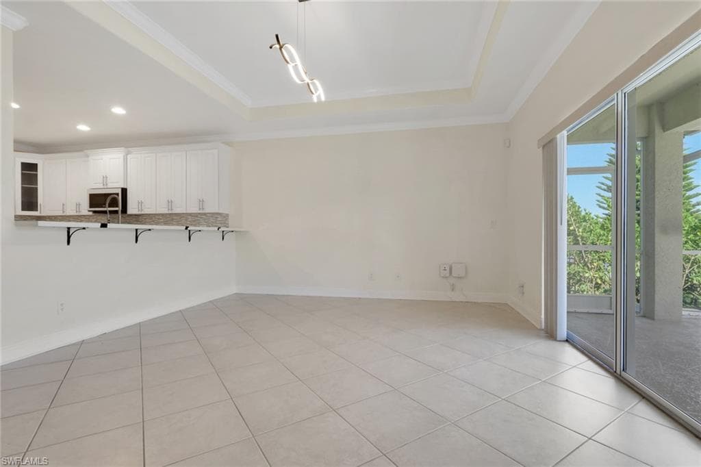 2082 E Tobago CIR, FORT MYERS FL 33905-15