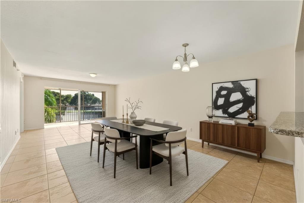 9650 Victoria LN # B208, NAPLES FL 34109-9