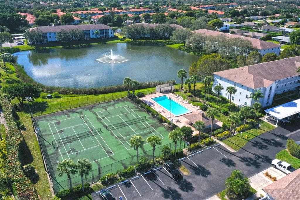 9650 Victoria LN # B208, NAPLES FL 34109-28