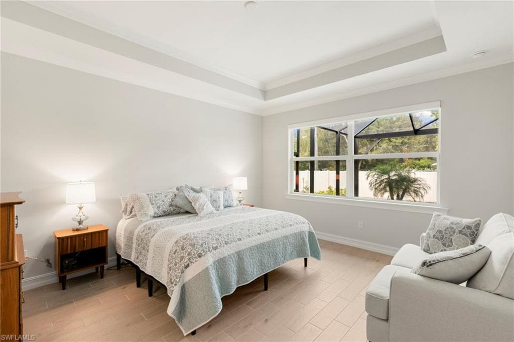 387 Grace Bay LN, NAPLES FL 34114-10