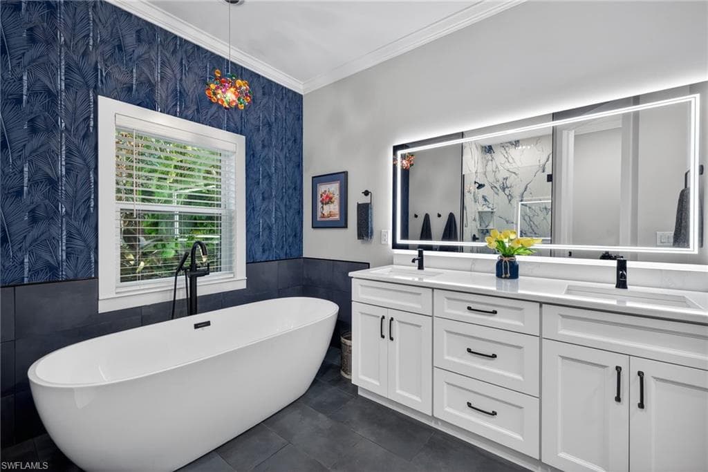 12351 Coconut Creek CT, FORT MYERS FL 33908-20