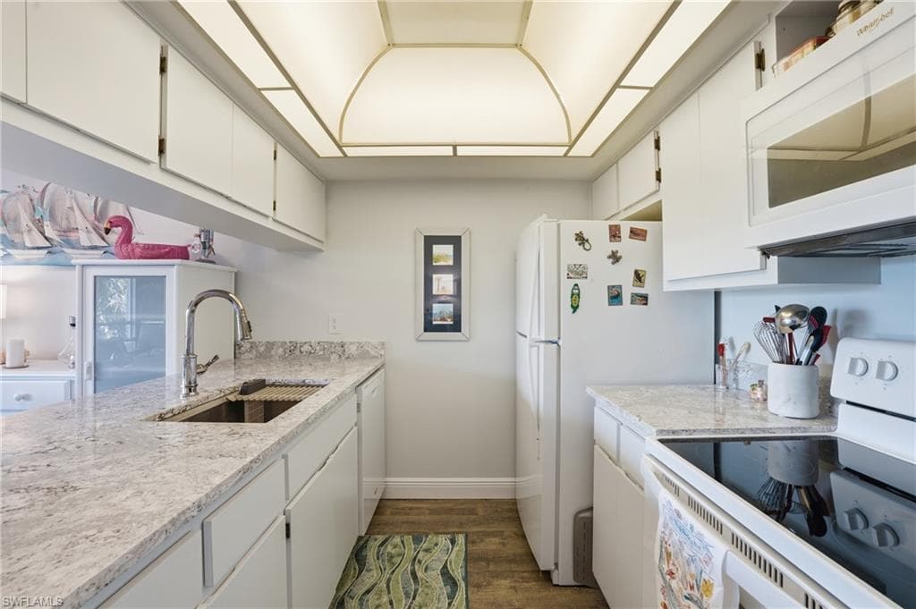 1039 Beach RD # 101, SANIBEL FL 33957-11