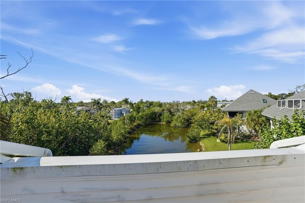 1039 Beach RD # 101, SANIBEL FL 33957-27