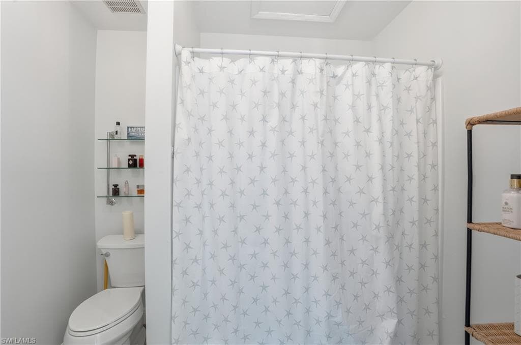 1039 Beach RD # 101, SANIBEL FL 33957-19