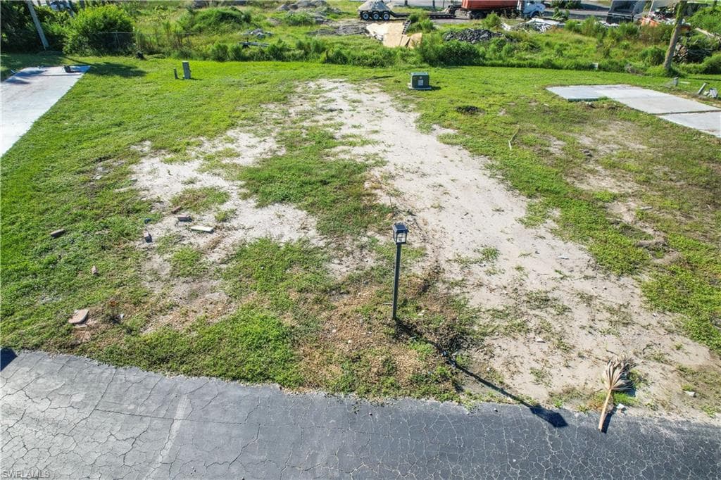 123 Ash LN, FORT MYERS FL 33908-12