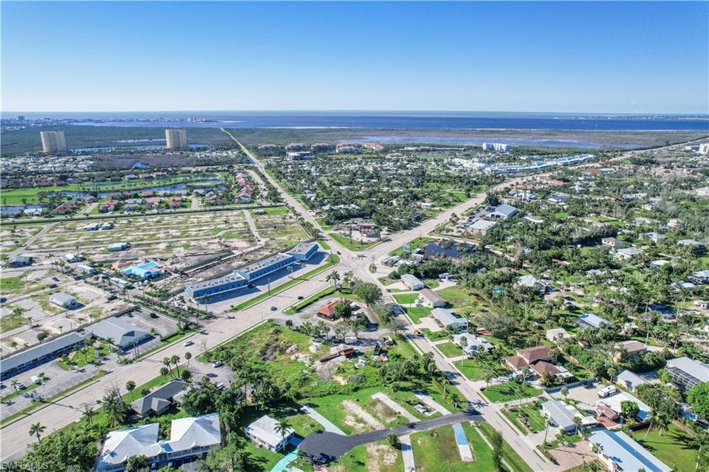 123 Ash LN, FORT MYERS FL 33908-15