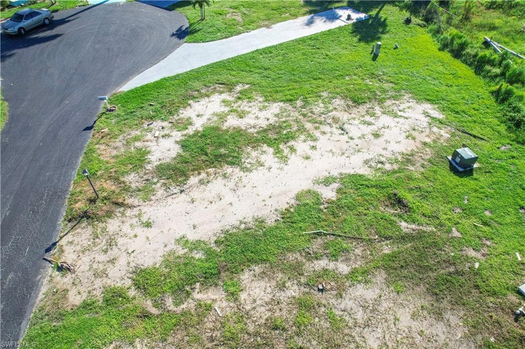 123 Ash LN, FORT MYERS FL 33908-2