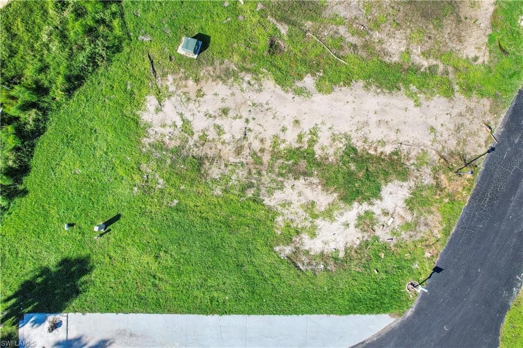 123 Ash LN, FORT MYERS FL 33908-8