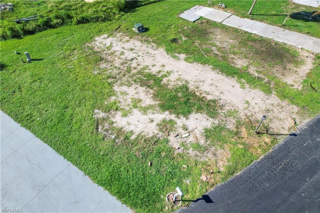 123 Ash LN, FORT MYERS FL 33908-7