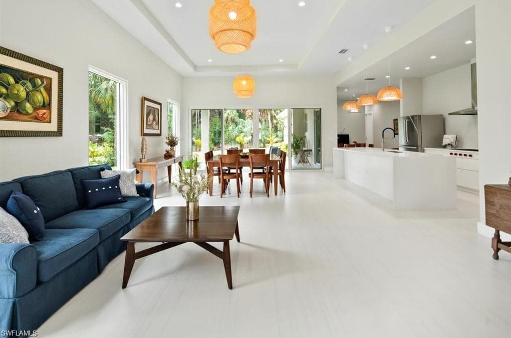 3740 3rd AVE SW, NAPLES FL 34117-2