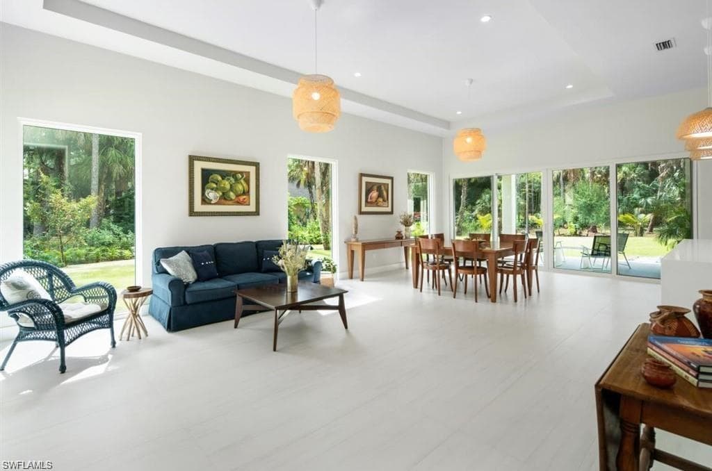 3740 3rd AVE SW, NAPLES FL 34117-3