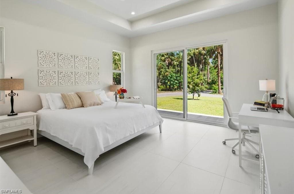 3740 3rd AVE SW, NAPLES FL 34117-7