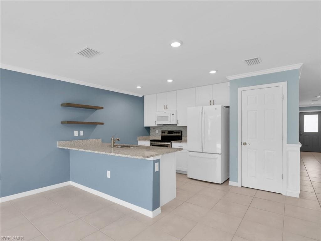 731 Hadley PL W, NAPLES FL 34104-14