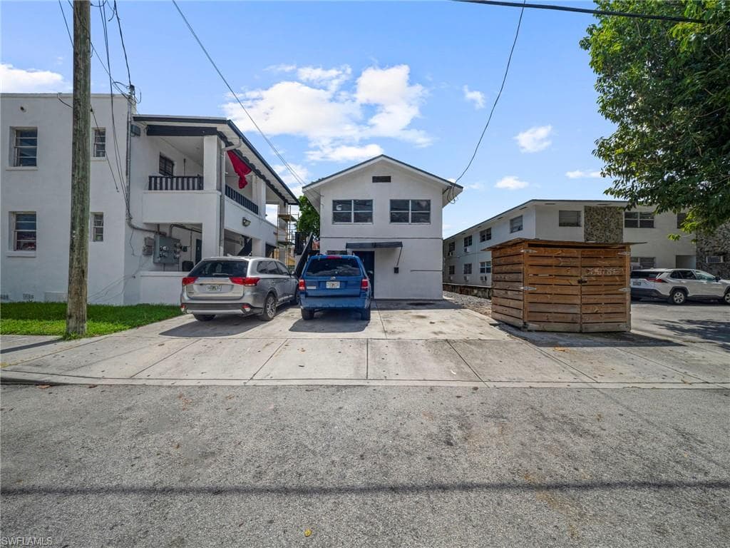 500 SW 8th AVE, MIAMI FL 33130-11