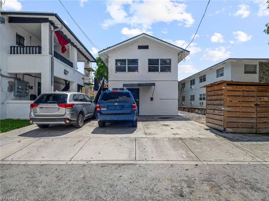 500 SW 8th AVE, MIAMI FL 33130-10