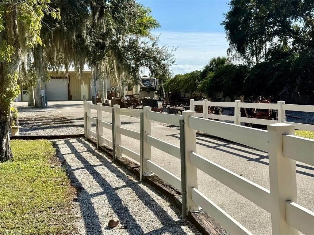 3342 County Road 721 LOOP, MOORE HAVEN FL 33471-41