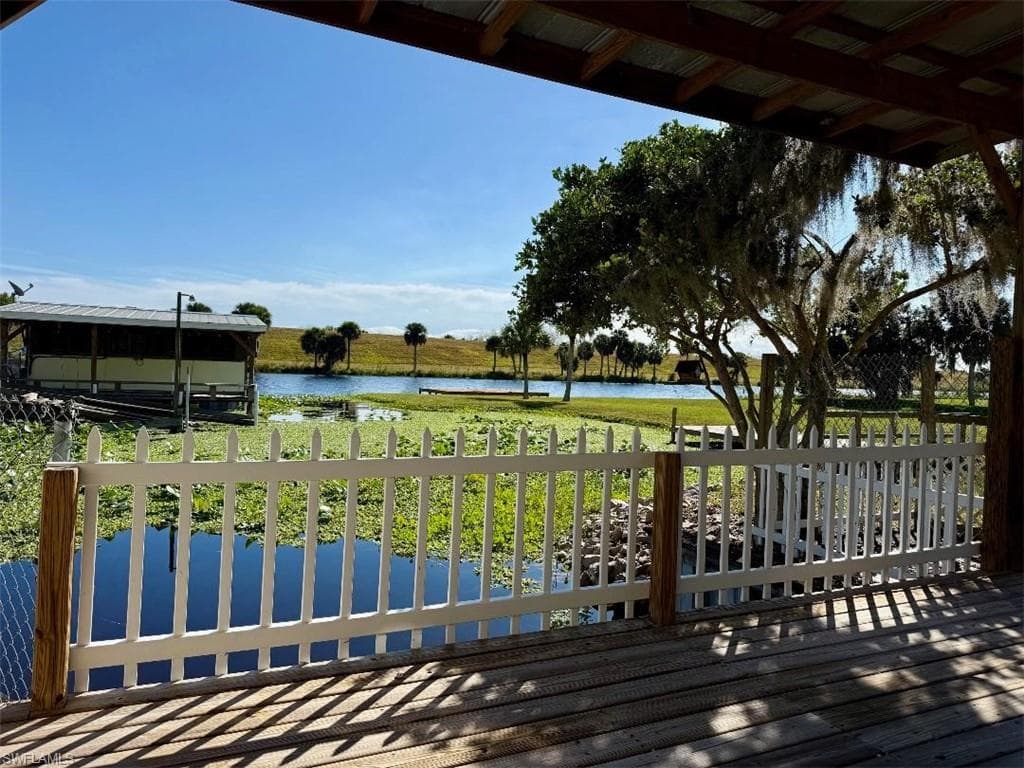 3342 County Road 721 LOOP, MOORE HAVEN FL 33471-21