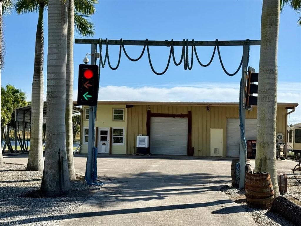 3342 County Road 721 LOOP, MOORE HAVEN FL 33471-31