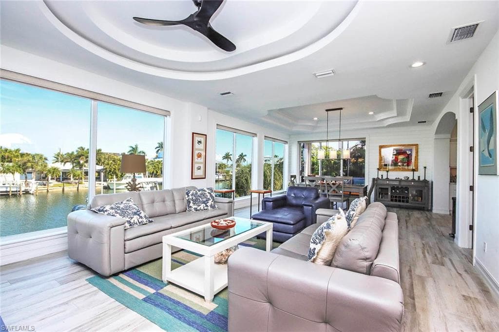 1520 Angel DR, SANIBEL FL 33957-1