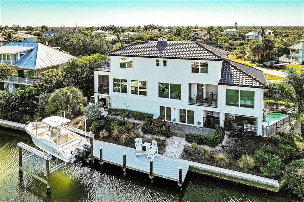 1520 Angel DR, SANIBEL FL 33957-42