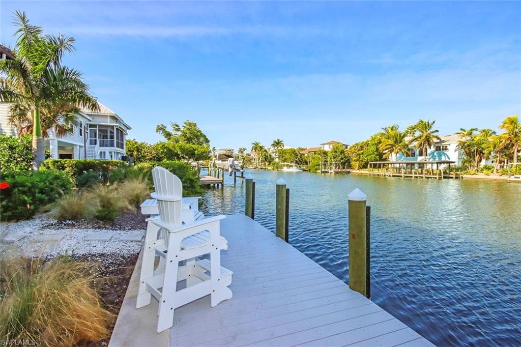1520 Angel DR, SANIBEL FL 33957-32
