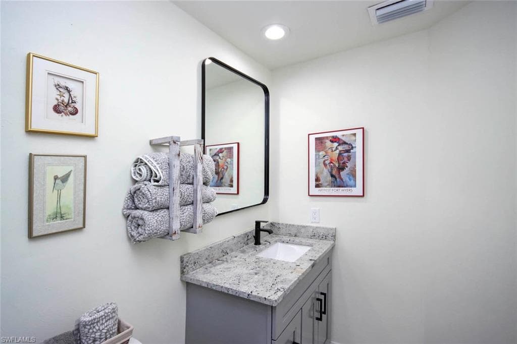 1520 Angel DR, SANIBEL FL 33957-24