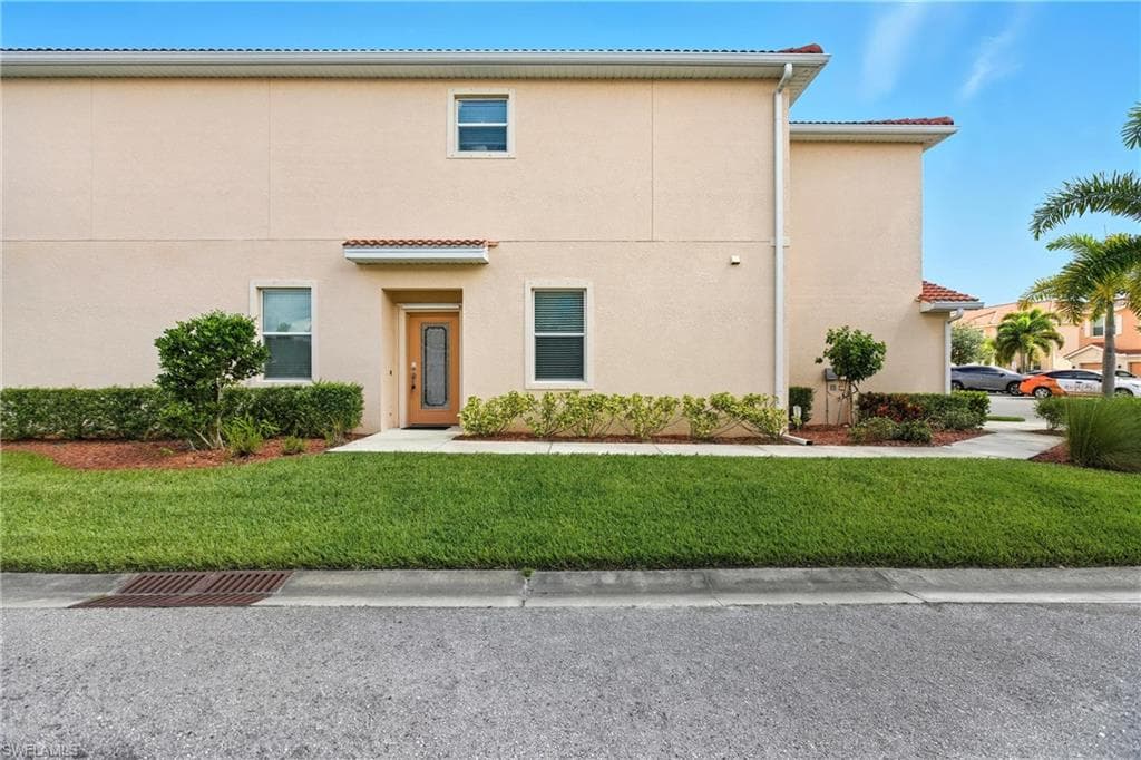 8895 Via Isola CT, FORT MYERS FL 33966-2