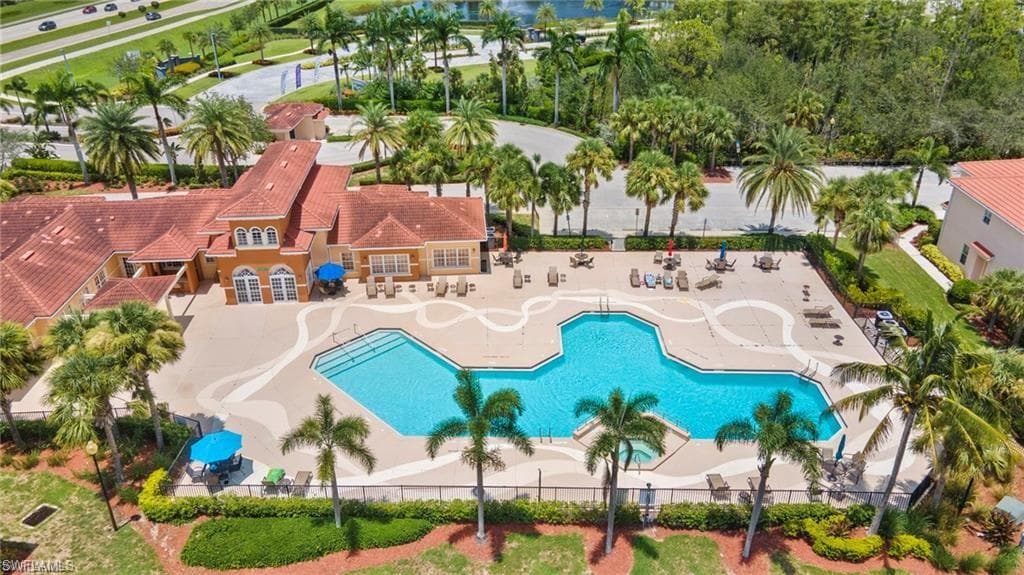 8895 Via Isola CT, FORT MYERS FL 33966-44